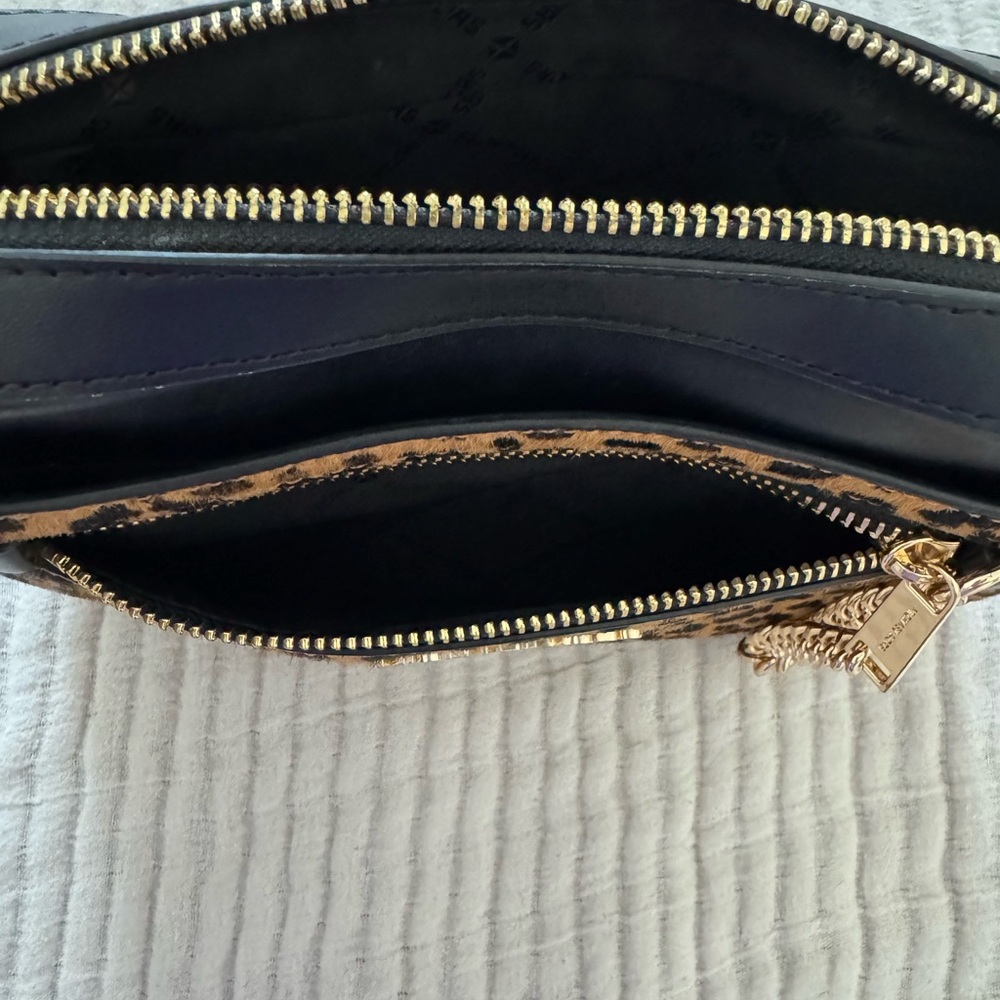 Michael Kors Jet Set Large Leopard-Print Calf Hair Crossbody Bag - Picture 6 of 6